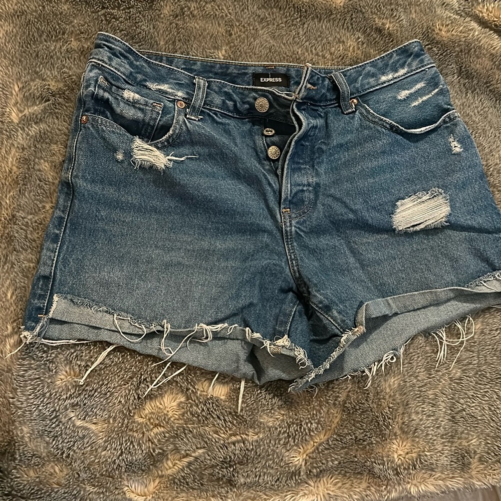 Express shorts